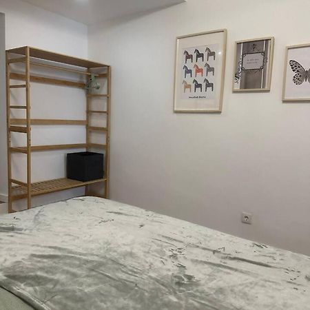 Stylish Renovated Apartment In Chiado Lisboa Exterior foto